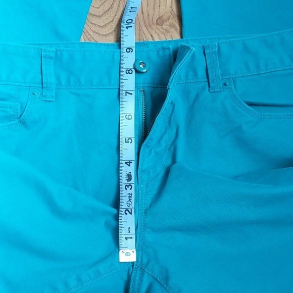 ⭐ Ann Taylor LOFT Turquoise Crop Pants Jeans Capri - Picture 4 of 7